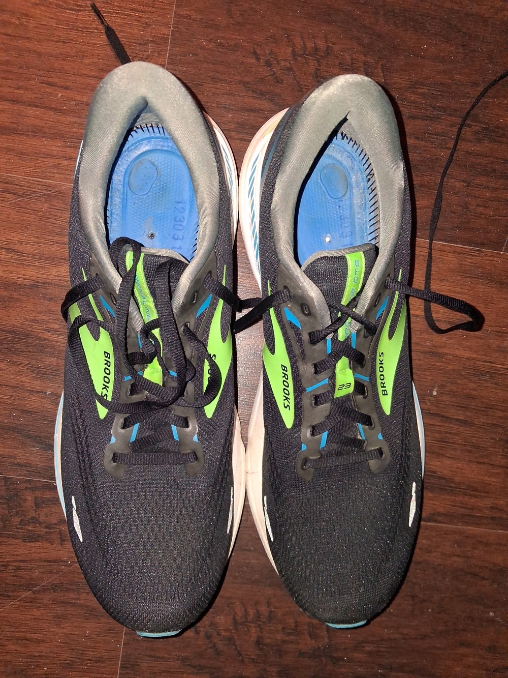 Brooks Adrenaline GTS Men’s Black & Neon Green Athletic Running Shoes Size 13